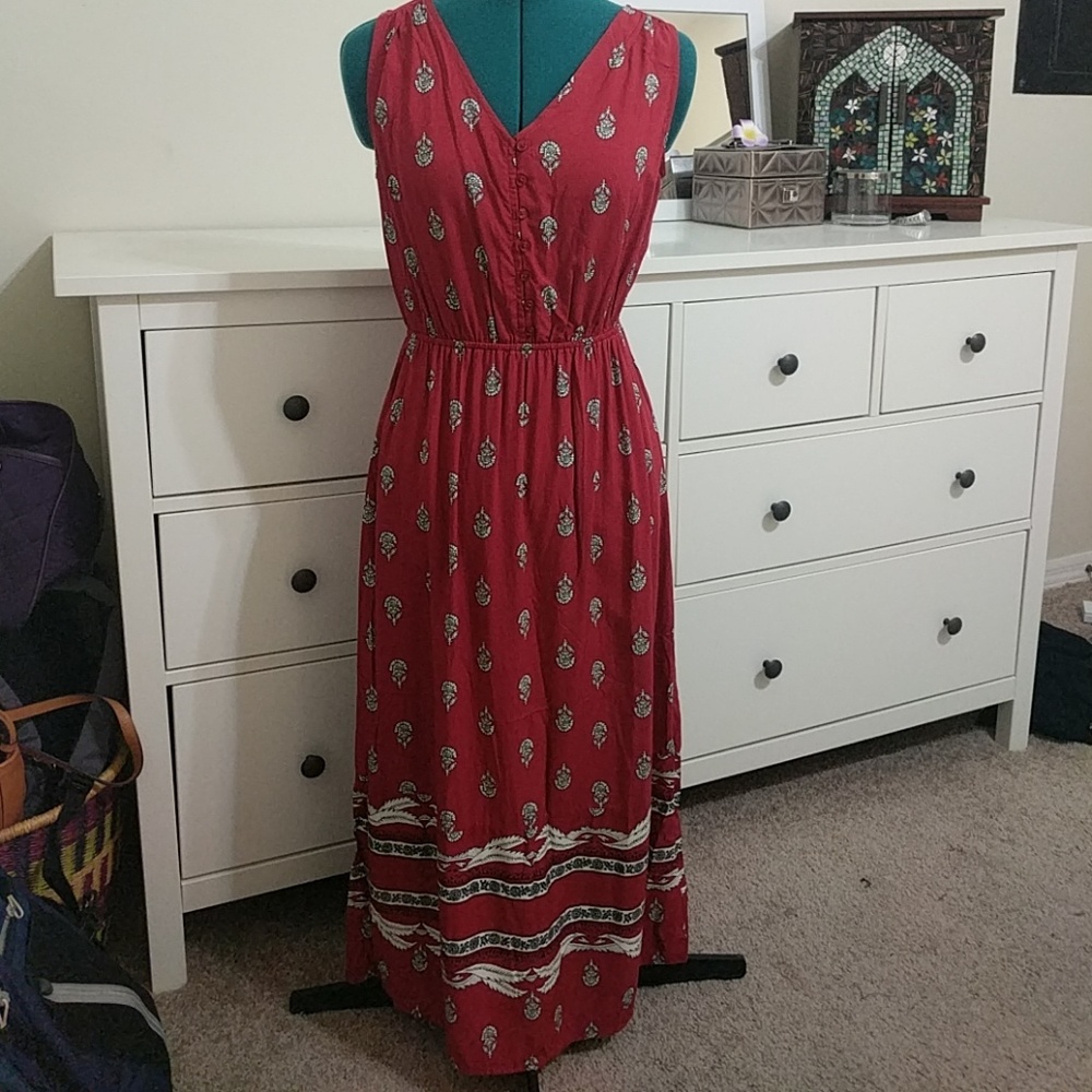 Red maxi dress